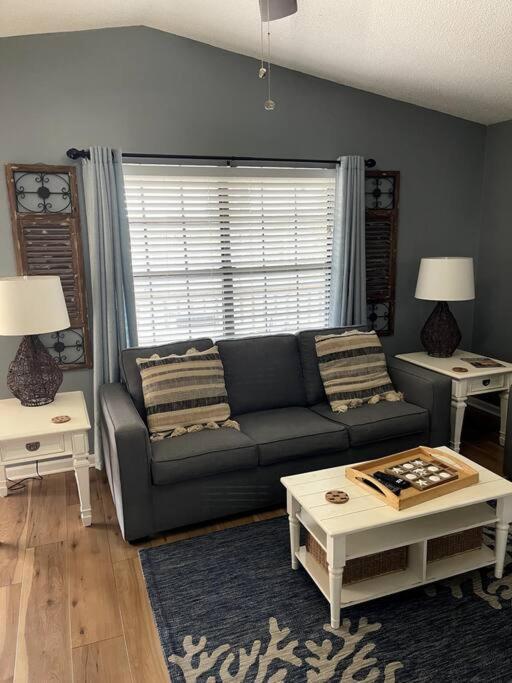 Lazy Palm 4 Pools Short Walk To Beach! Sleeps 5! Panama City Beach Exterior photo