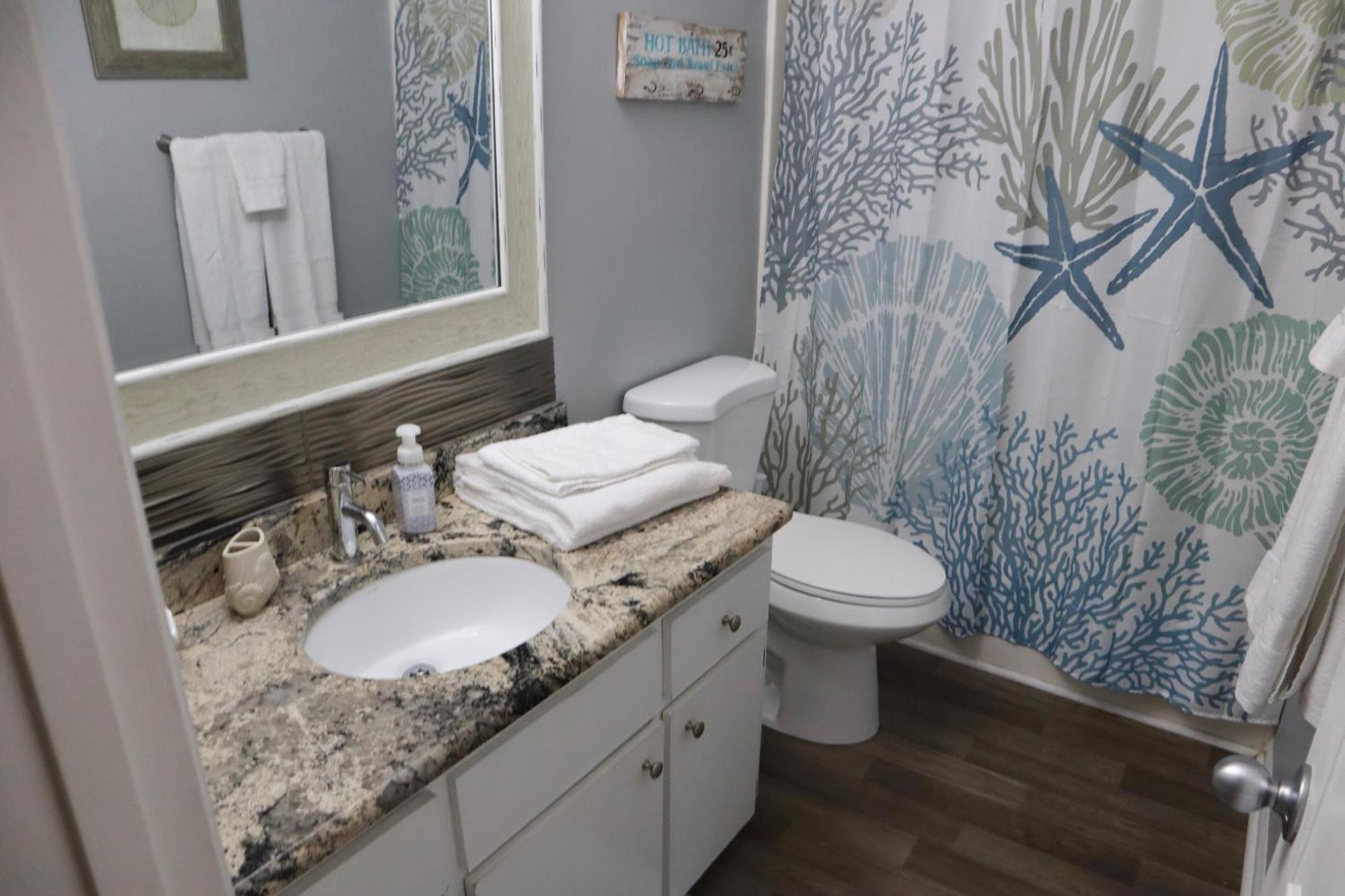 Lazy Palm 4 Pools Short Walk To Beach! Sleeps 5! Panama City Beach Exterior photo