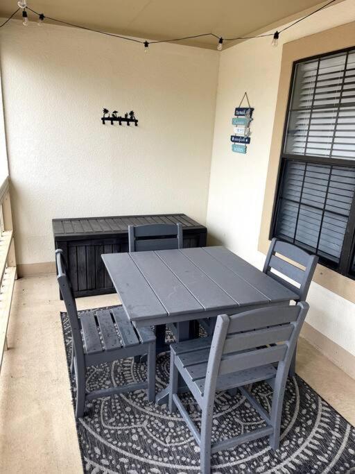 Lazy Palm 4 Pools Short Walk To Beach! Sleeps 5! Panama City Beach Exterior photo